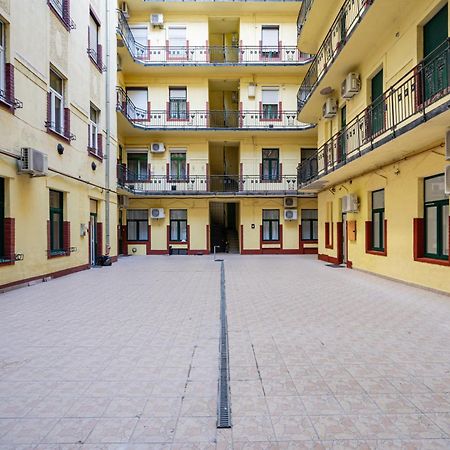 A13- Boutique Apartments, Best Location, By Bqa Budapesta Exterior foto